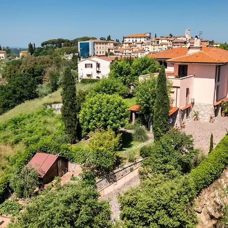 La Veranda - Appartamento Con Giardino Privato Ghizzano Exterior photo